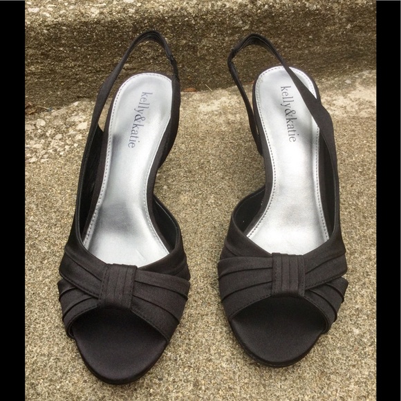 Kelly & Katie Black 3” Heels - Picture 2 of 5